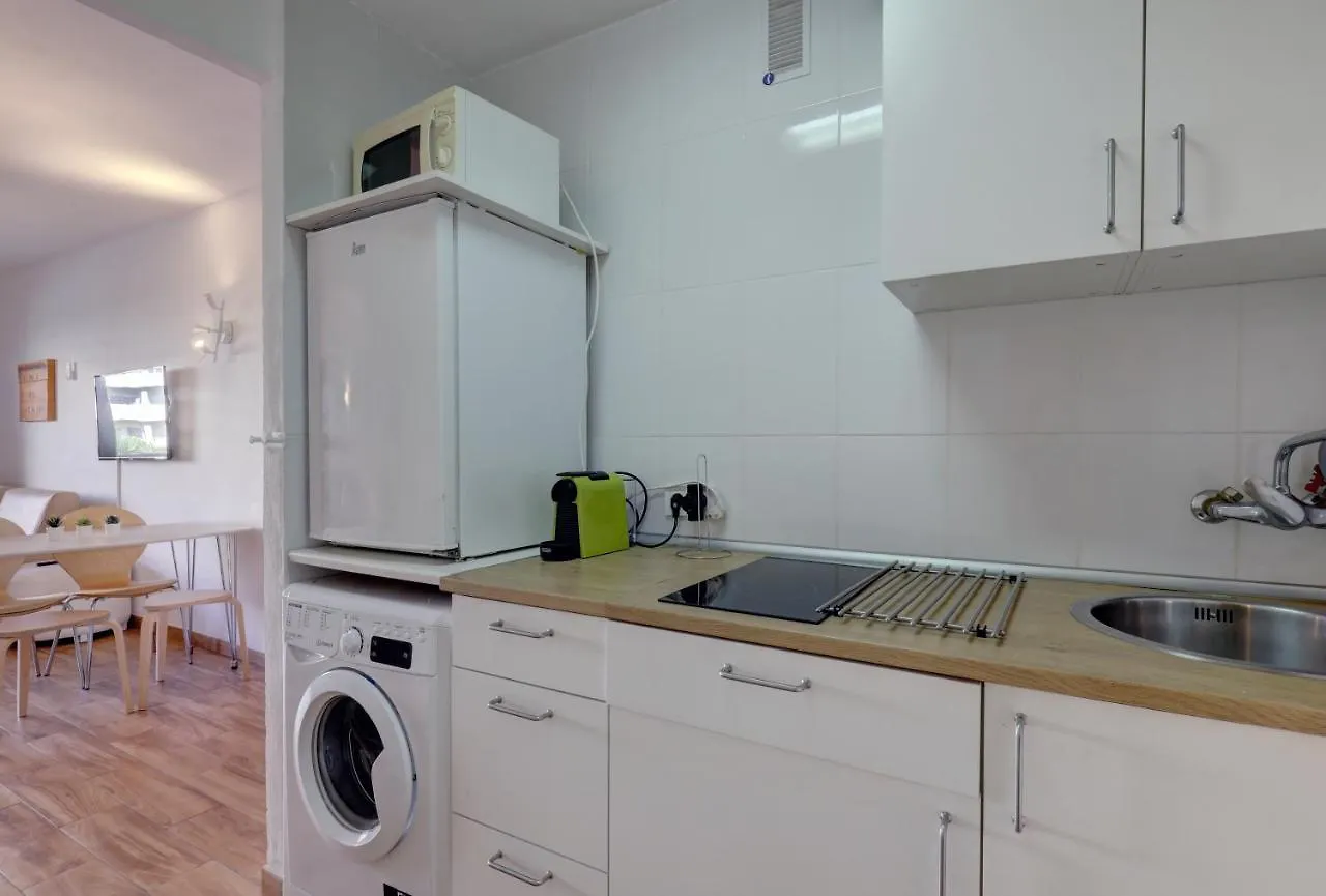 077 - Comfortable Studio In Large Holiday Complex With Water Park Apartment Benalmadena Spain