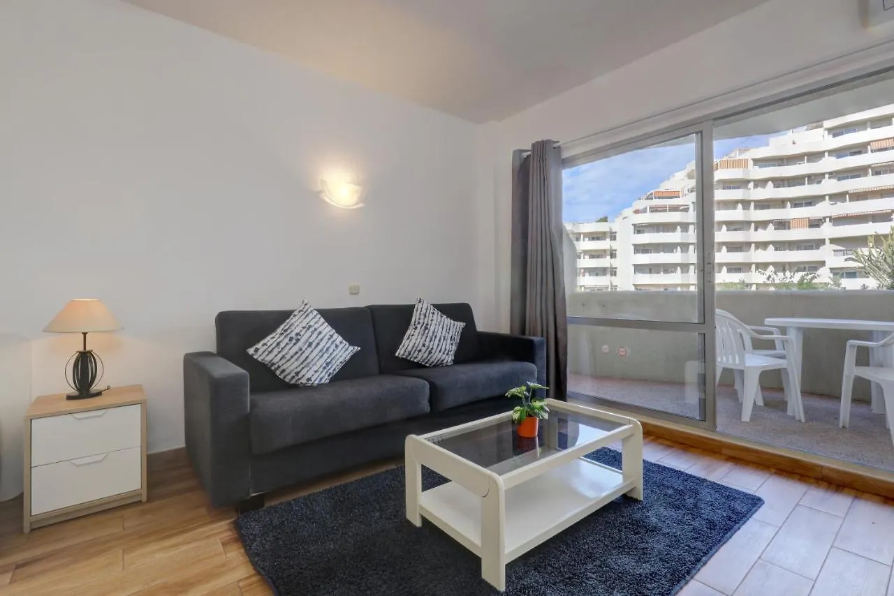 077 - Comfortable Studio In Large Holiday Complex With Water Park Apartment Benalmadena Spain